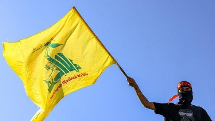 Memanas! Hizbullah Luncurkan Rudal Balistik ke Markas Mossad