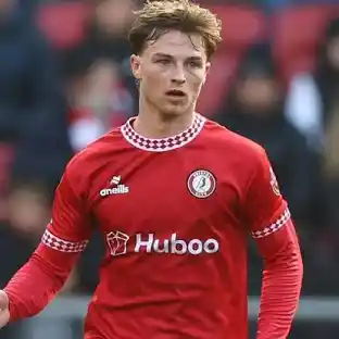 George Tanner: Bek Kanan Bristol City dengan Konsistensi dan Energi Tinggi